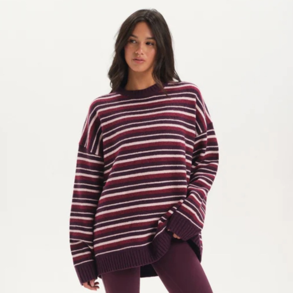 SET Active Burgundy and Pink Striped studio knit